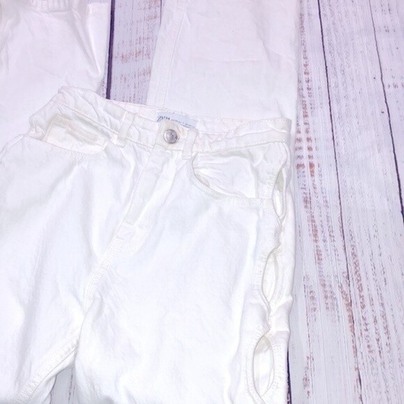Zara bloggers favorite white high rise jeans with side leg cutout size 2 - Picture 14 of 16
